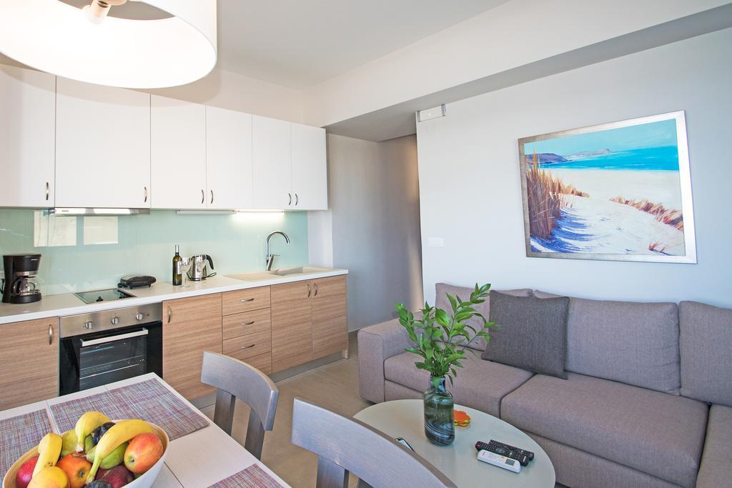 Sonja Beachfront Apartments كاتو ذاراتسو المظهر الخارجي الصورة